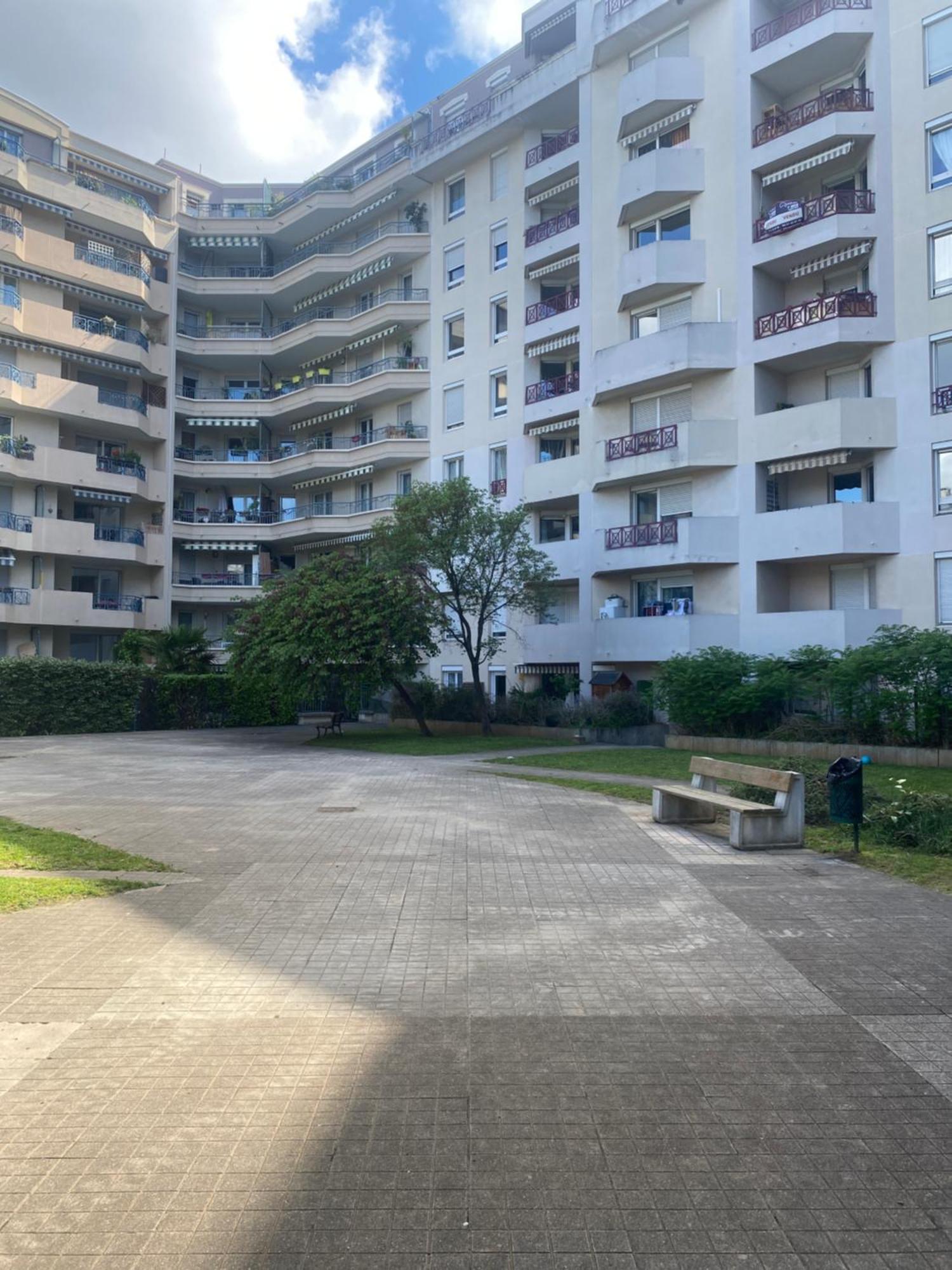 Super T2 Avec Piscine 3eme Appartement Lyon